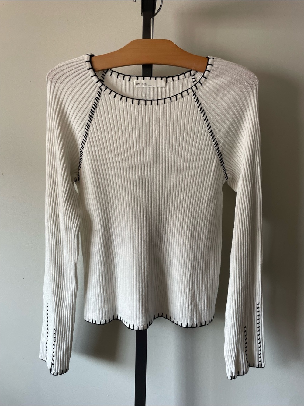 OAK + FORT Ribbed Blanket Stitch Raglan Long Sleeve Sweater Medium